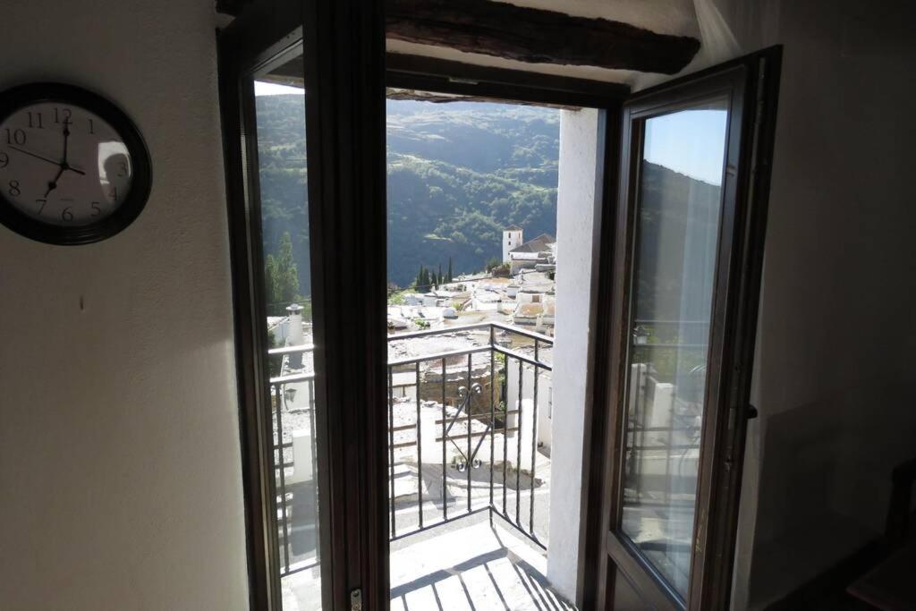 Casa La Solea. Vistas Al Pueblo Y La Sierra Ferienhaus