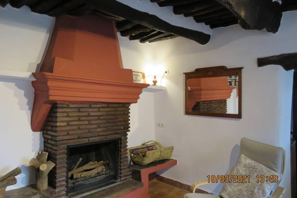Casa La Solea. Vistas Al Pueblo Y La Sierra Bubión